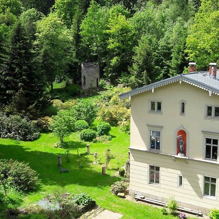Villa Rapunzel Trifft Dornroeschen à Rosenthal-Bielatal Extérieur photo
